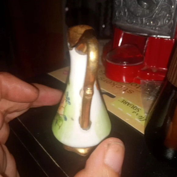 Mini Vase Pitcher Ucagco Japan Hand Painted Pink Flower Vintage Design 21/4x - Picture 7 of 7